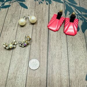 Vintage Clip Earring‎ Bundle Lot B1